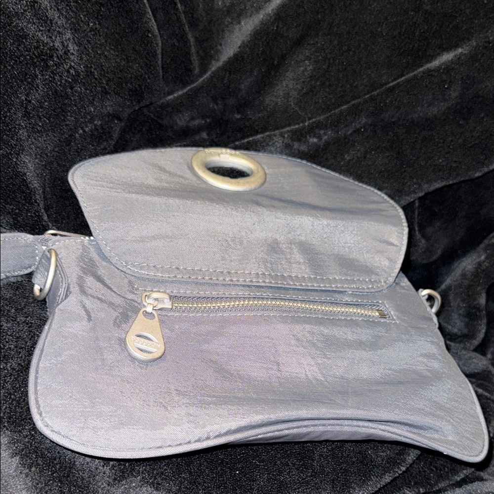 Baggallini Charcoal Gray Multi Section Wristlet C… - image 5